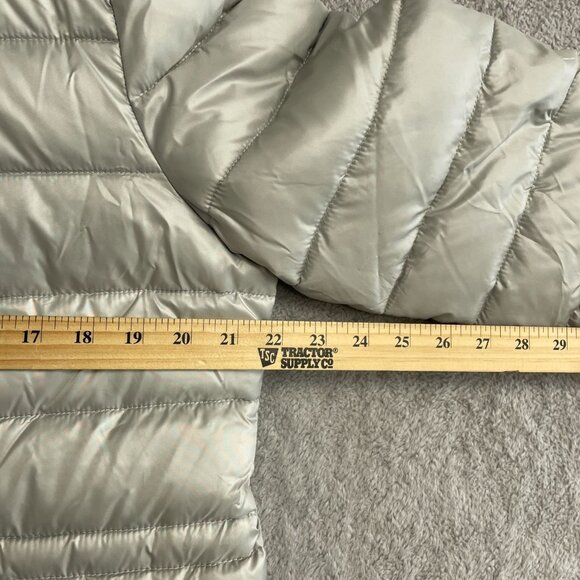 NEW Kenneth Cole Women's L Puffer Jacket With Hood Lightweight Quilted Grey - Picture 6 of 12